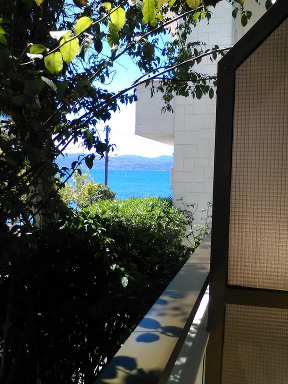 Aparthotel Iliahtides อมารินโธส ภายนอก รูปภาพ