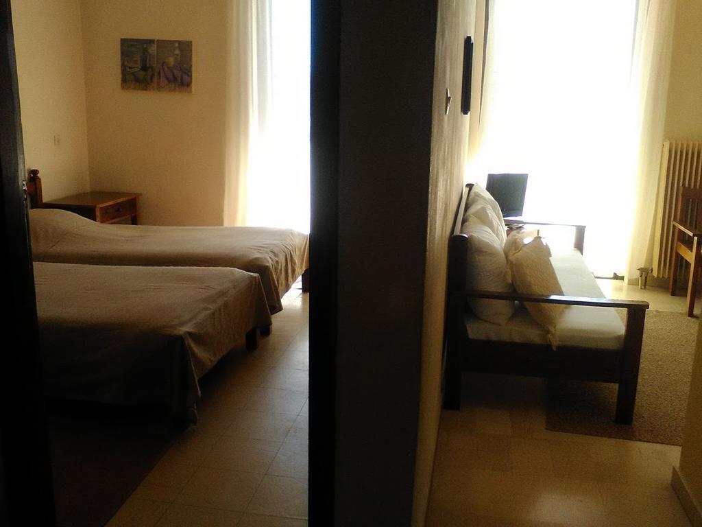 Aparthotel Iliahtides อมารินโธส ภายนอก รูปภาพ