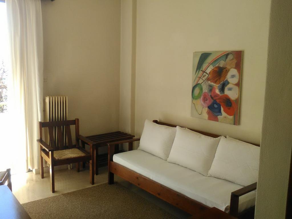 Aparthotel Iliahtides อมารินโธส ภายนอก รูปภาพ