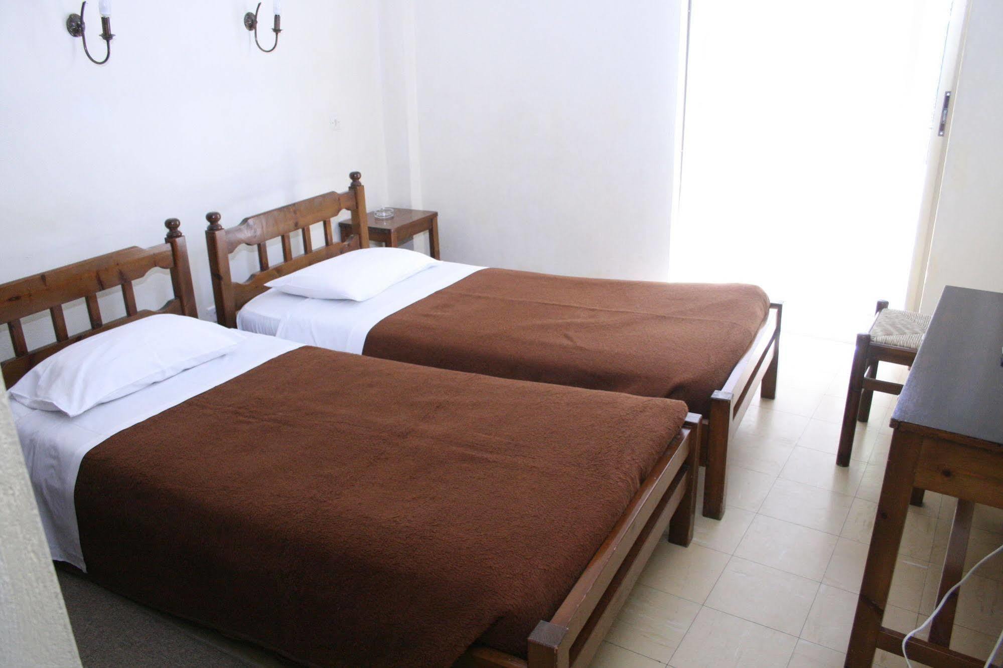 Aparthotel Iliahtides อมารินโธส ภายนอก รูปภาพ