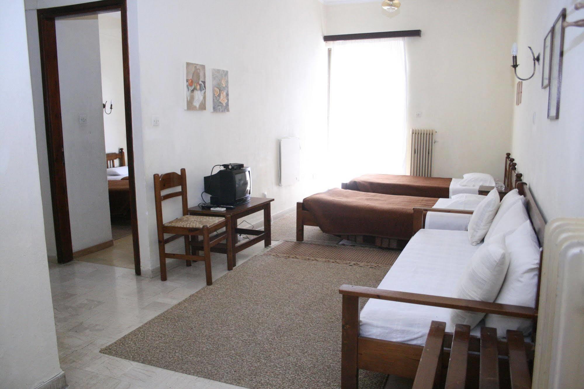 Aparthotel Iliahtides อมารินโธส ภายนอก รูปภาพ
